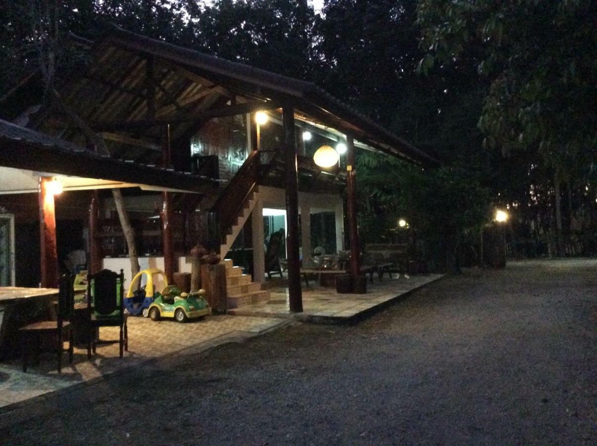 Settee Homestay Nan Εξωτερικό φωτογραφία